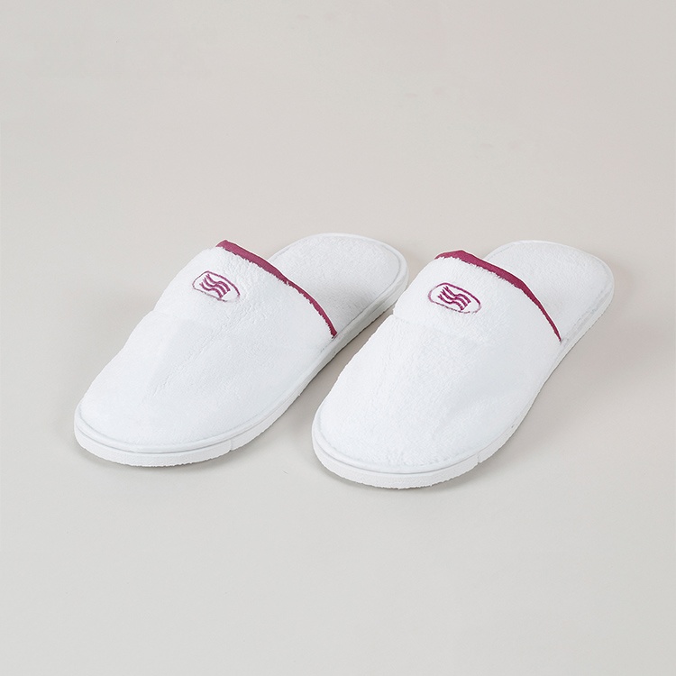 Pantuflas desechables económicas para baño o spa de hotel al mayoreo