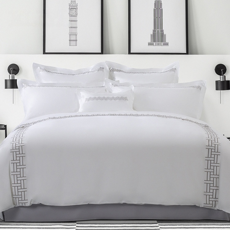 Manufacturing Design High Quality Bedding Set Hotel Woven Embroidered Design Duvet Cover Custom