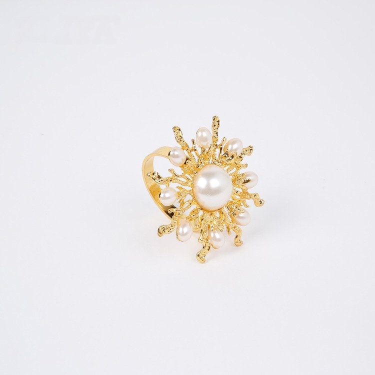 Anillo de servilleta de flores Anillo de servilleta de boda Cena Anillo de servilleta de diamantes de imitación