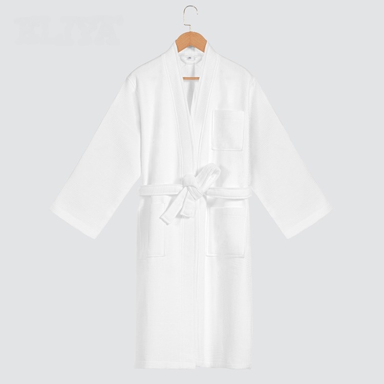 High Quality Personalized Fleece Hotel Robe Women's Sleepwear Dressing Oversize Thick Microfiber Hooded Bathrobe