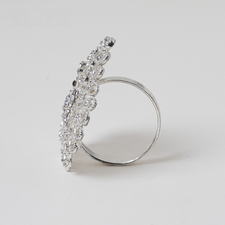 Anillo de servilleta de diamantes de pavo real