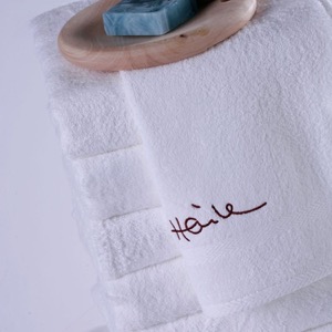 Toalla de baño de hotel de alta calidad al por mayor Hotel Linen Co Ltd