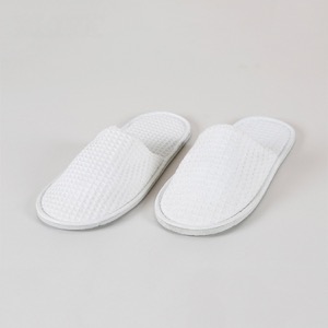 Pantuflas desechables económicas para baño o spa de hotel al mayoreo