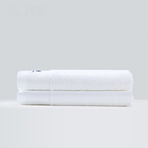 Juego de toallas de mano de baño rojo de hotel de cinco estrellas de lujo
