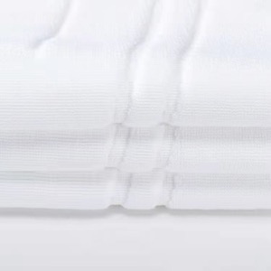 Manufacturing High Quality Cotton Jacquard Bath Mat White