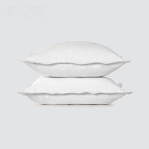 ¡Gran oferta! Cojines y caminos de cama de hotel de lujo.