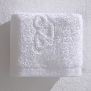 Toallas blancas 16S 100% algodón suaves y elegantes con diseño jacquard para uso hotelero