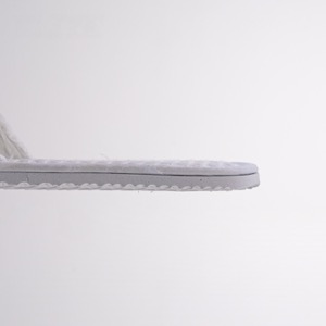Pantuflas blancas tipo waffle de punta abierta con buena transpirabilidad para hotel de categoría