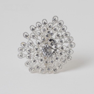 Anillo de servilleta de diamantes de pavo real